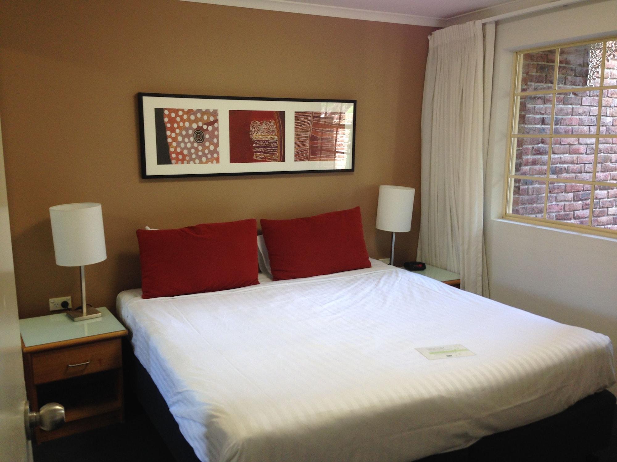 Adina Serviced Apartments Canberra Kingston Экстерьер фото