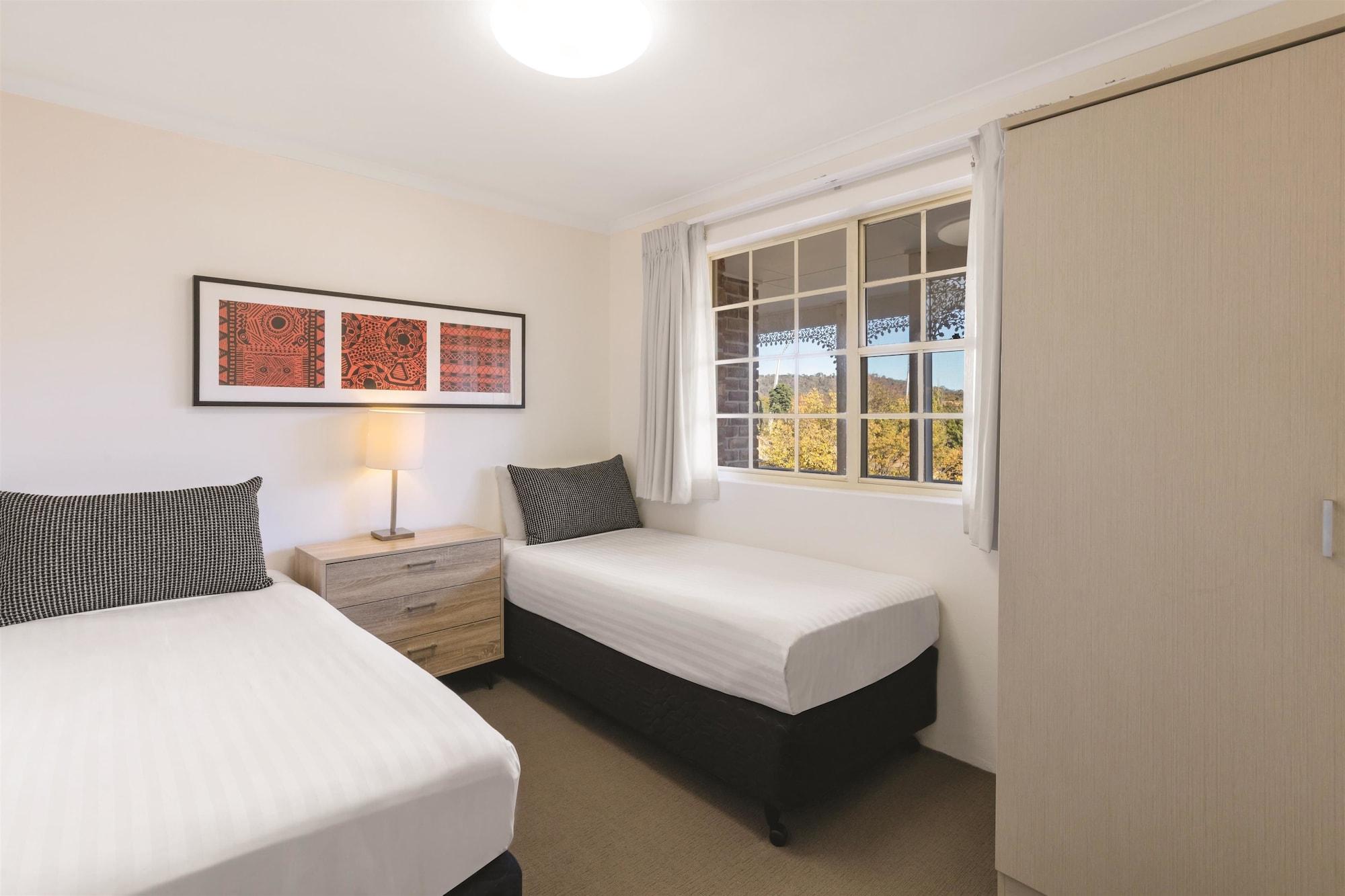 Adina Serviced Apartments Canberra Kingston Экстерьер фото