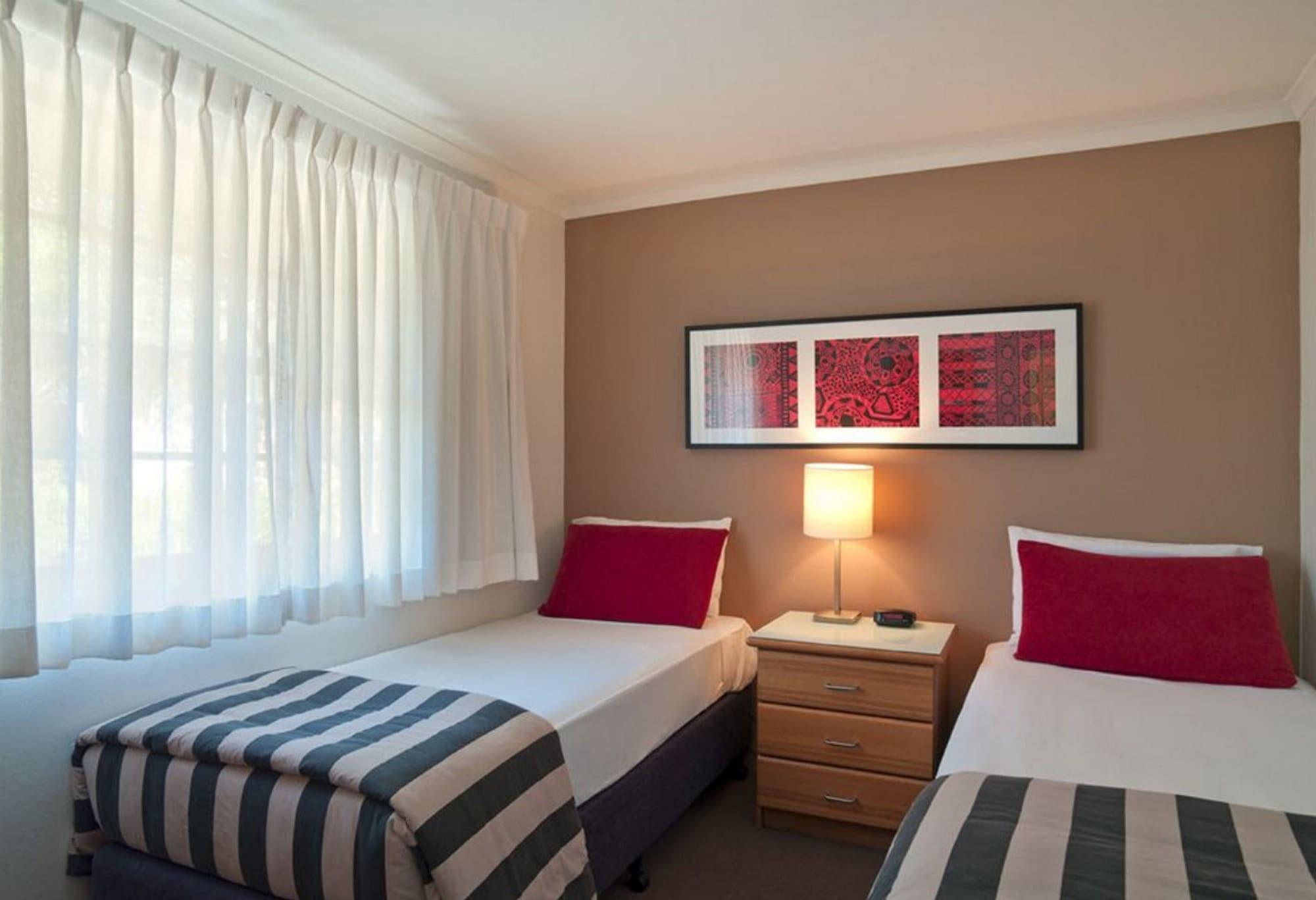 Adina Serviced Apartments Canberra Kingston Экстерьер фото