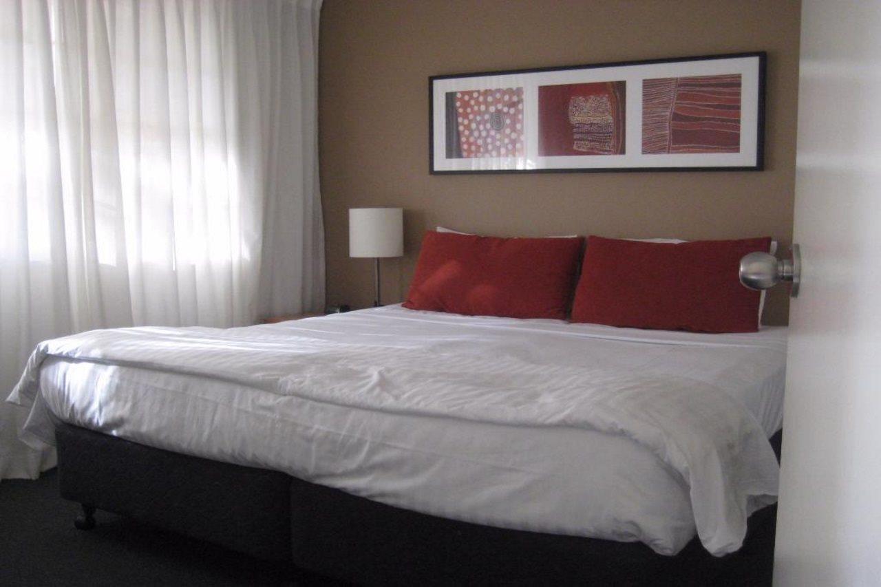 Adina Serviced Apartments Canberra Kingston Экстерьер фото