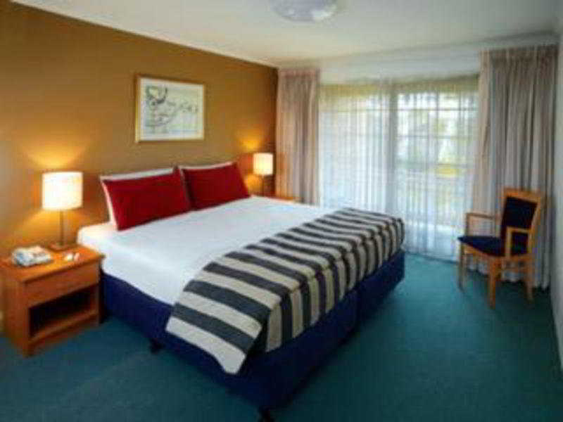 Adina Serviced Apartments Canberra Kingston Номер фото
