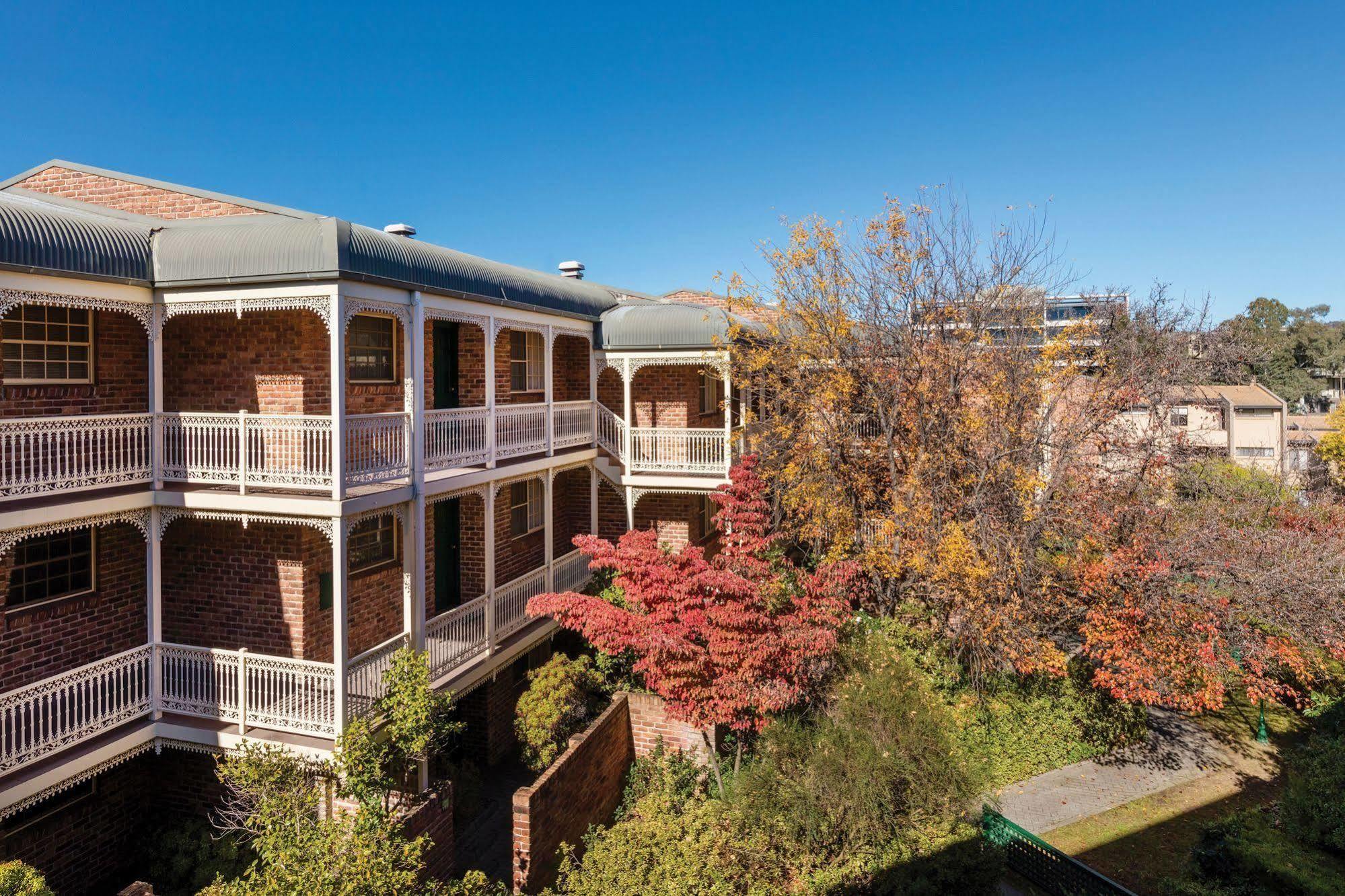 Adina Serviced Apartments Canberra Kingston Экстерьер фото